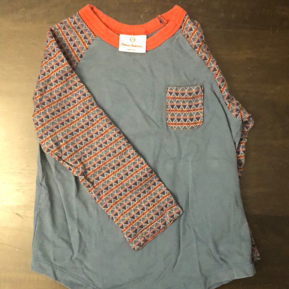 Hanna Andersson long-sleeved kids shirt. Size 100.
